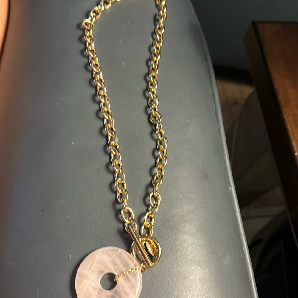 Ann Taylor pink quartz stone gold tone  necklace. 16”